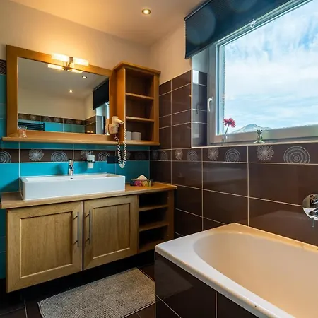 Elinas Mountain Views شقة فندقية كابرون