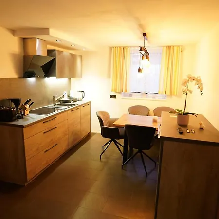 Aparthotel Elinas Mountain Views Kaprun