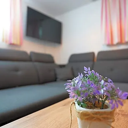 Elinas Mountain Views 3*
