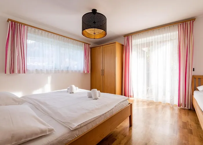 Elinas Mountain Views Lejlighedshotel
