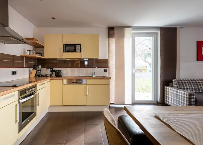 Elinas Mountain Views 3*