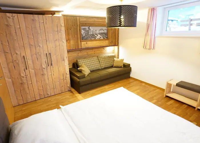 Elinas Mountain Views Lejlighedshotel Kaprun